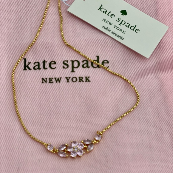 🆕 KATE SPADE | Pink Gardenia flower slider bracelet - Picture 13 of 13